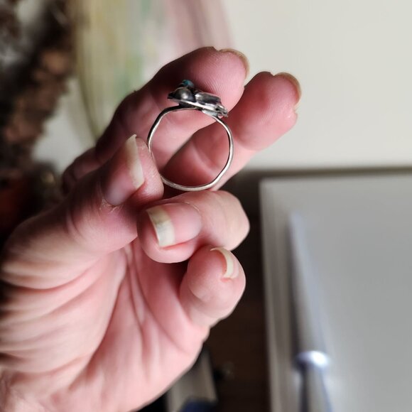 Vintage Navajo Sterling Silver Ring With Turquoise & Feather Design Size 5.5 - Picture 3 of 4